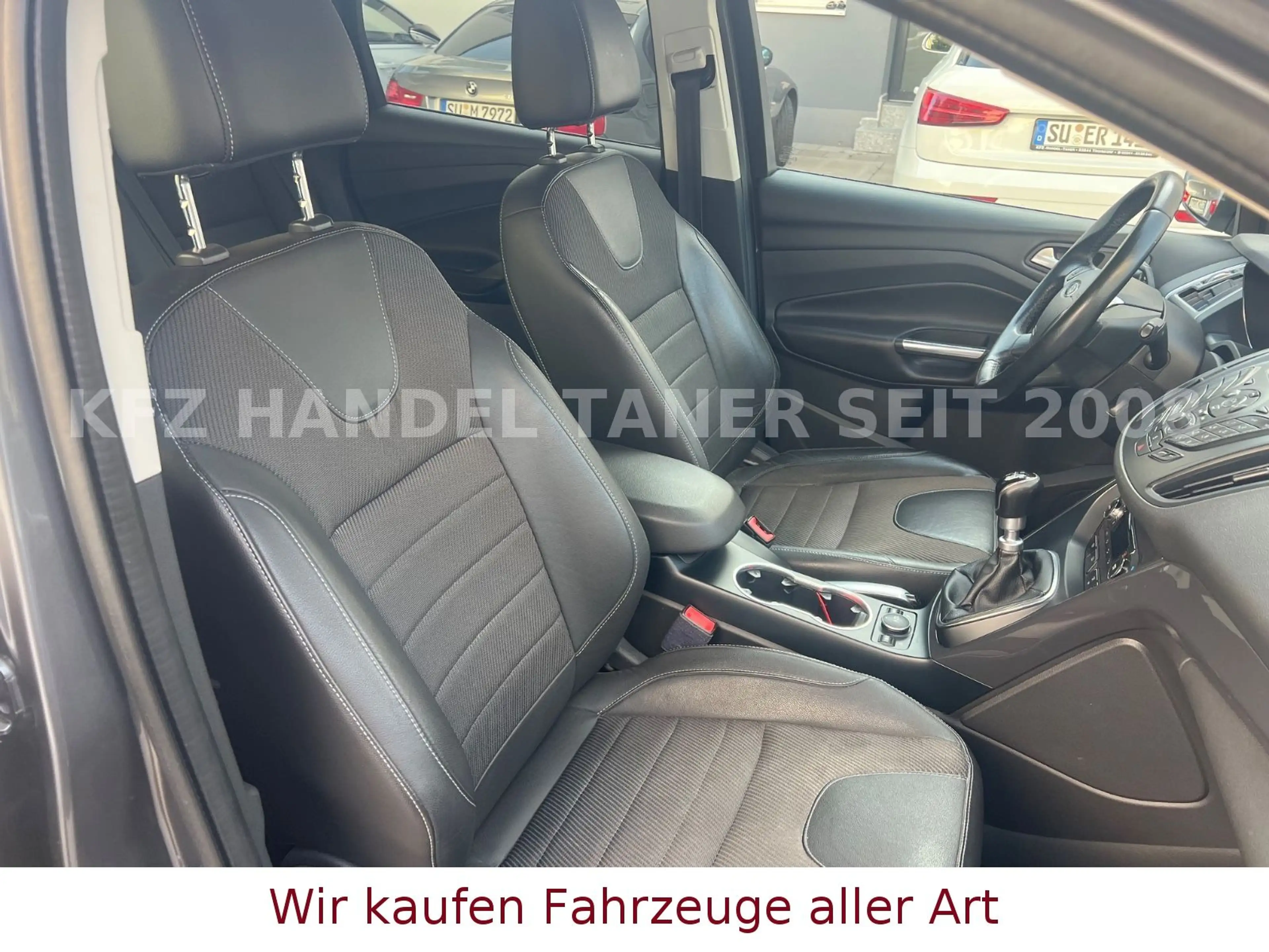 Ford Kuga Titanium — photo 11