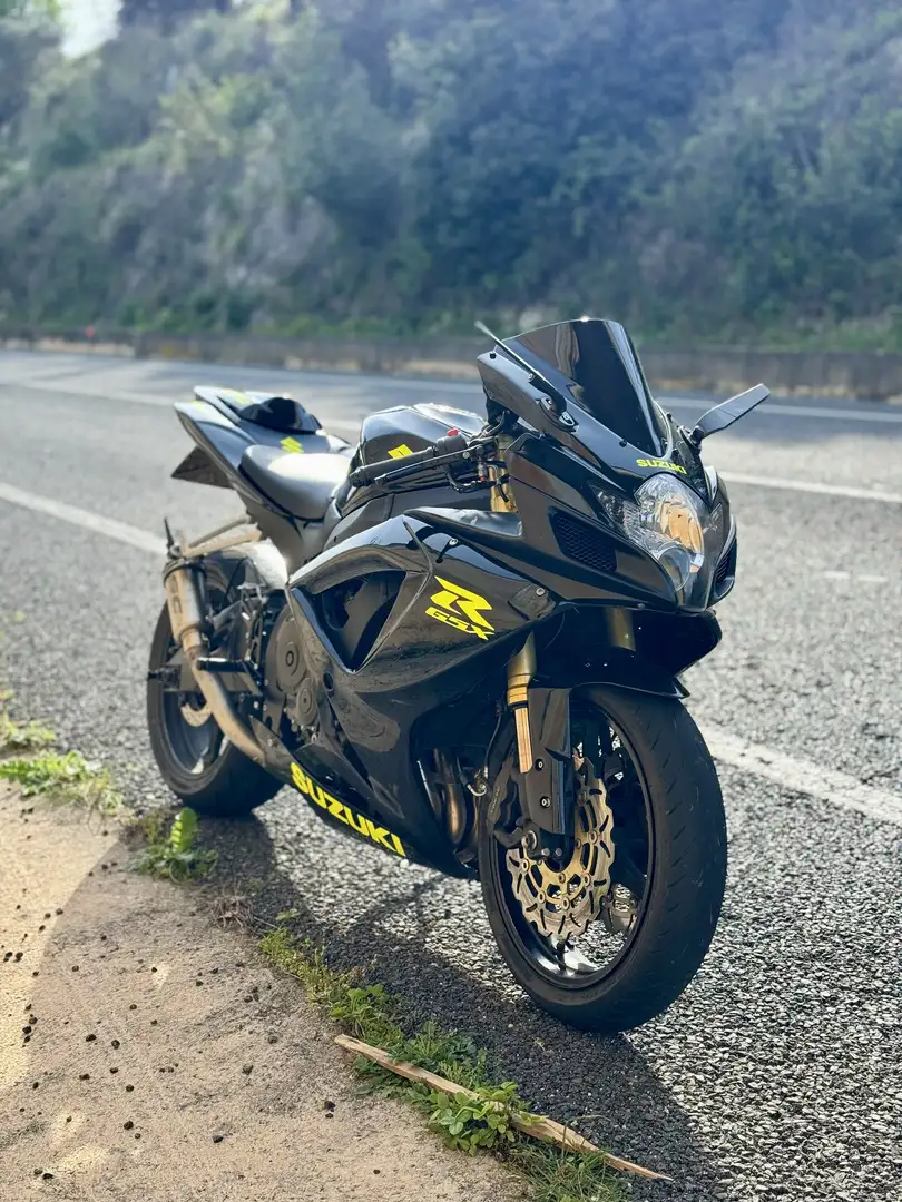 Suzuki GSX-R 750 - 1