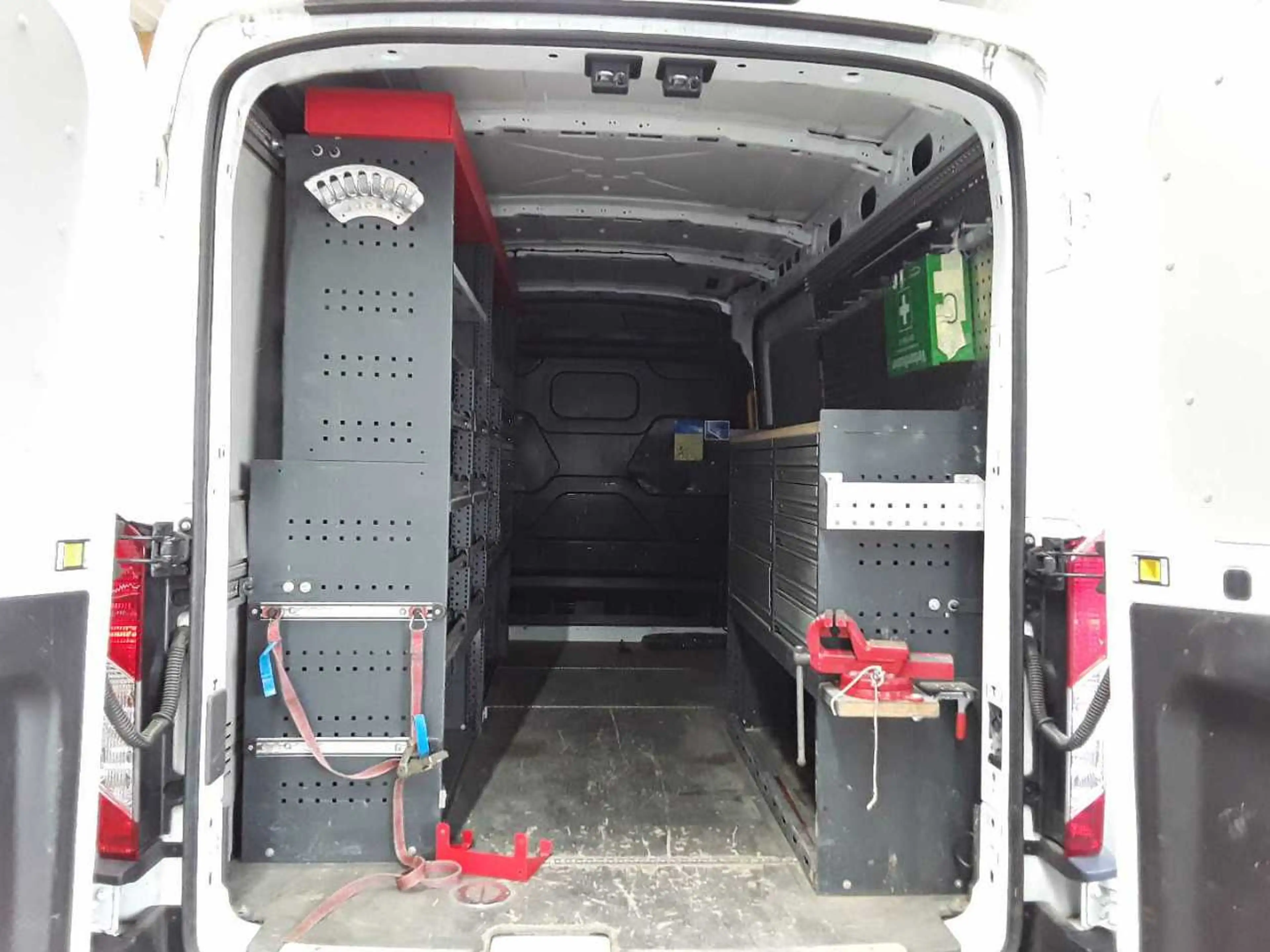 Ford Transit Transit 350 L3H2 Trend Würth-Regale AHK — photo 15