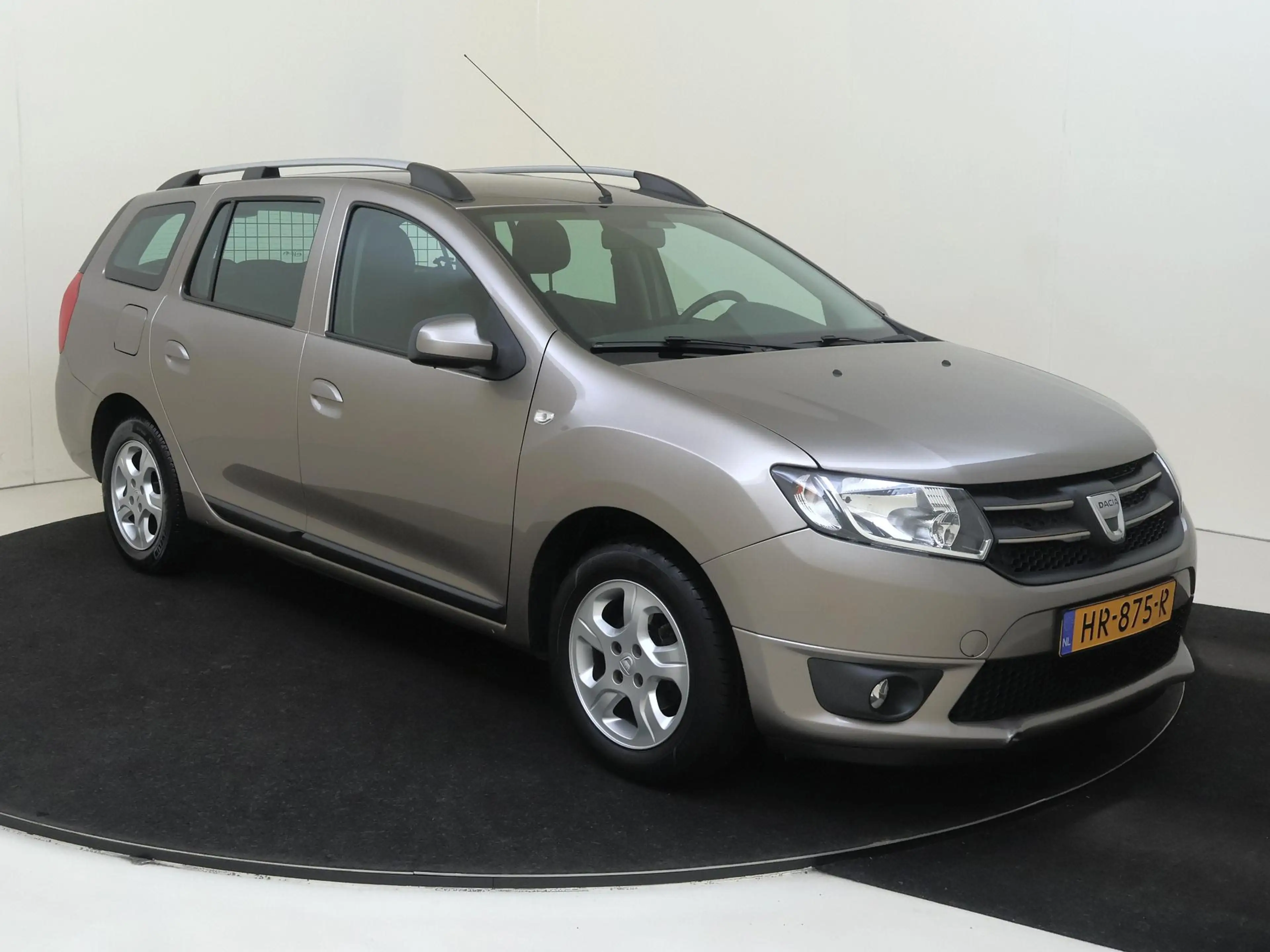 Dacia Logan MCV 0.9 TCe Prestige | Trekhaak — photo 2