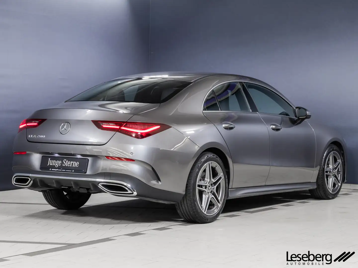 Mercedes-Benz CLA 200 CLA 200 Coupé AMG Multibeam/Kamera/AHK/Ambiente Grau - 2