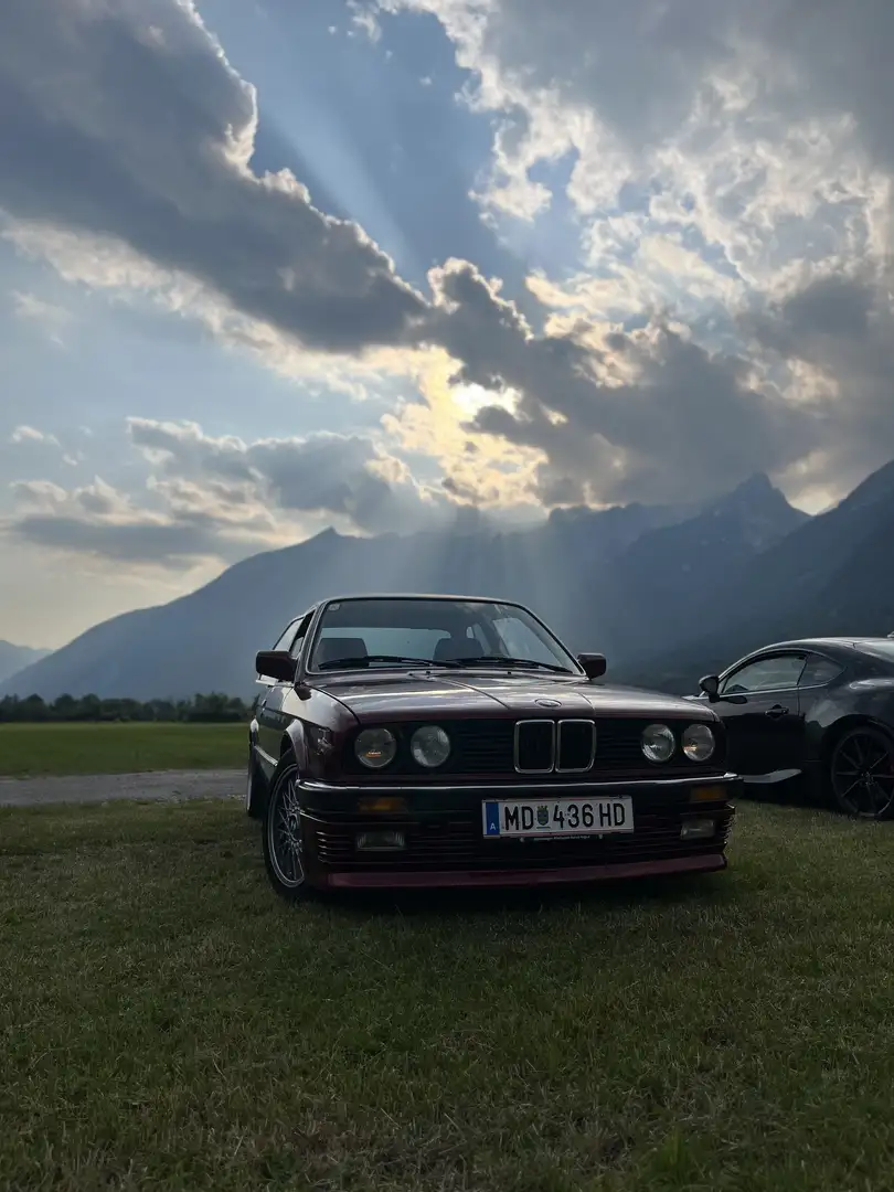 BMW 325 E30 M50b25 Rot - 1