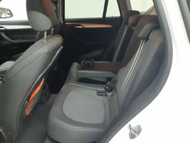 BMW X1 view 14