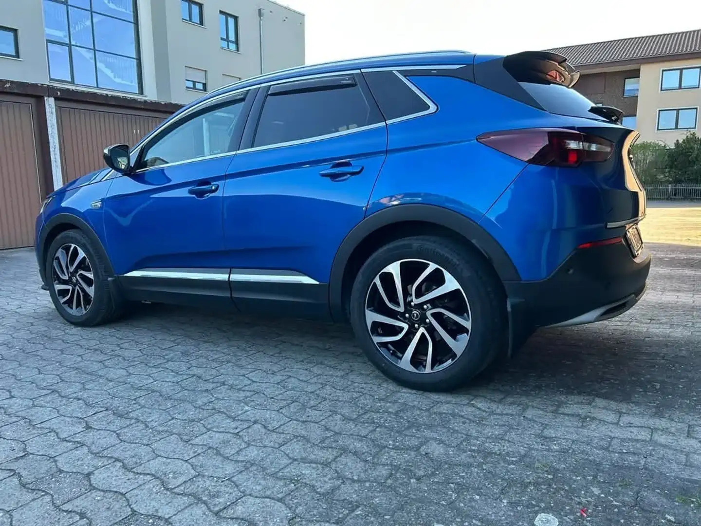 Opel Grandland X 1.2 Start/Stop  INNOVATION Bleu - 2