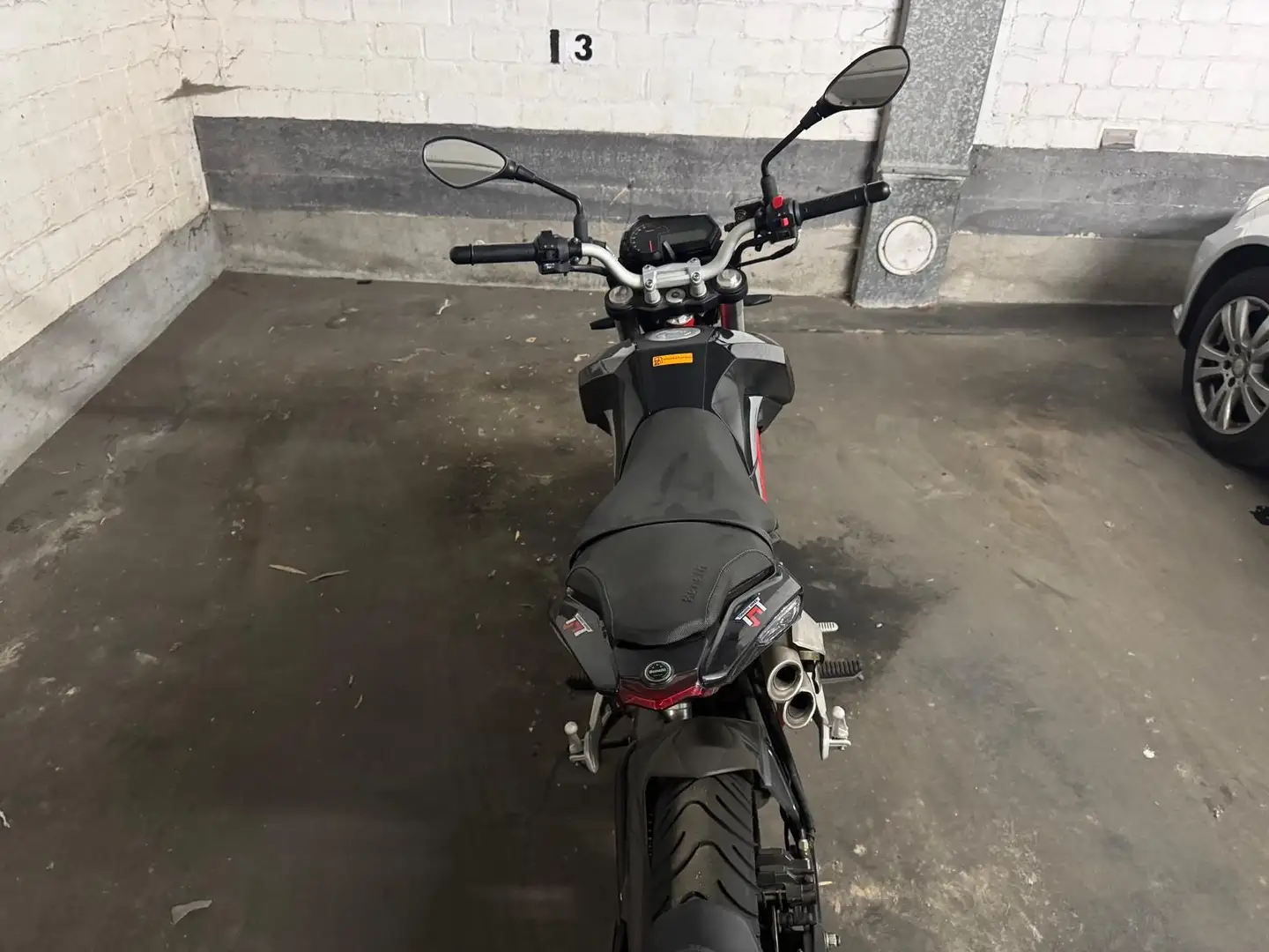 Benelli TNT 125 Černá - 1