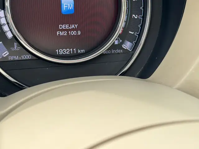 Fiat 500 view 9