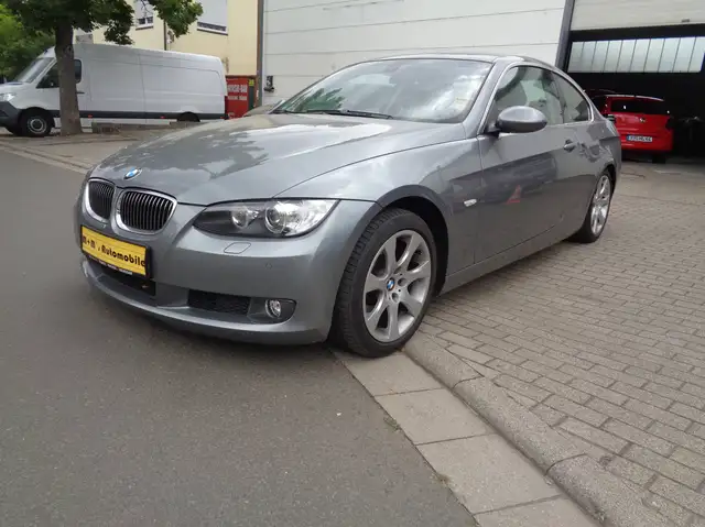 BMW 330 330 d Coupe