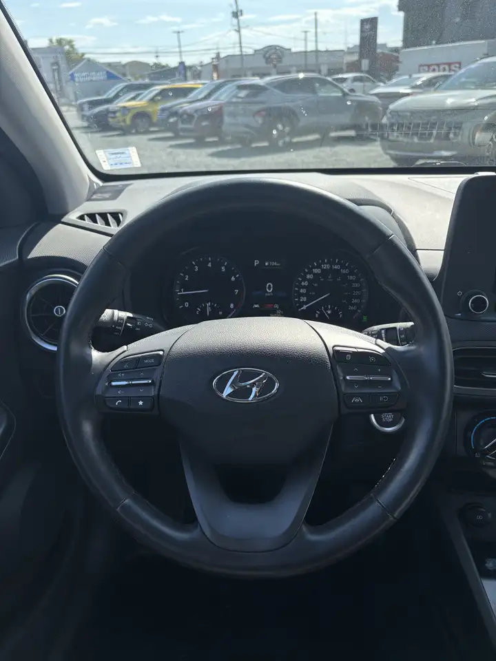 Hyundai KONA снимка Hyundai KONA