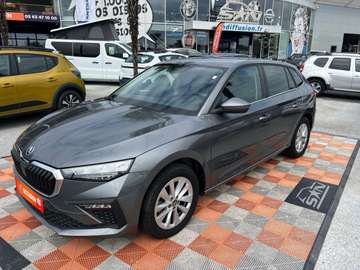 1.0 TSI 116 BV6 SELECTION Caméra Radars Cockpit JA 16\u0026amp;quot;