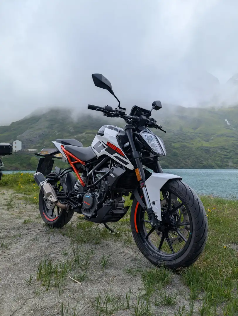 KTM 125 Duke Abs Alb - 2