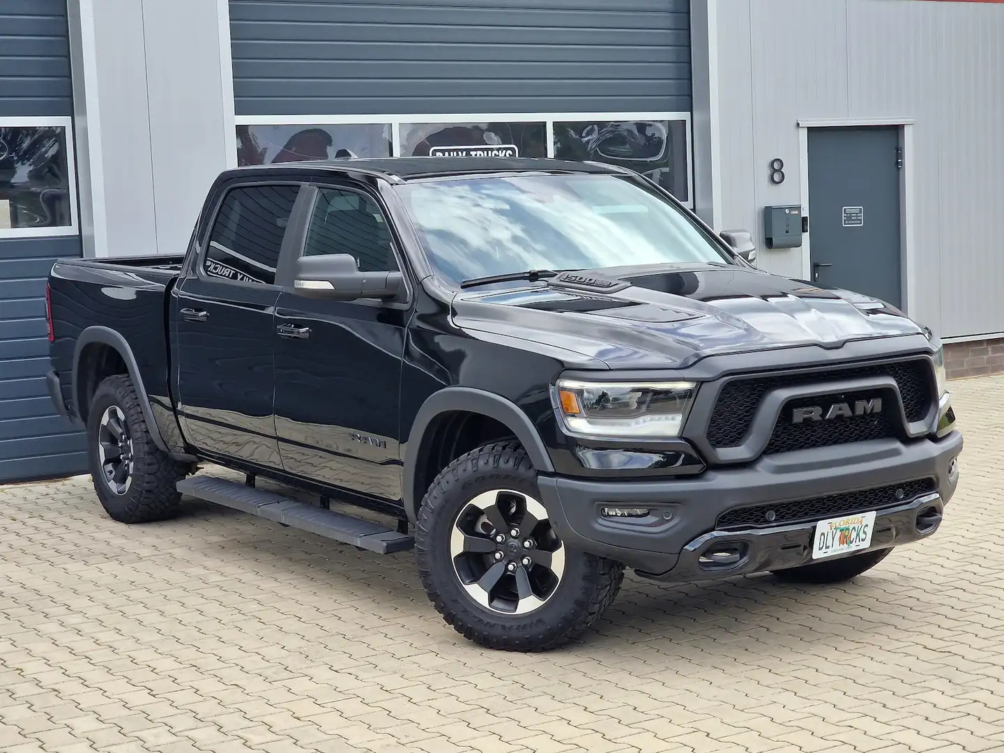 Dodge RAM 1500 5.7 4x4 Rebel GT AHK Kamera LED Navi Noir - 2
