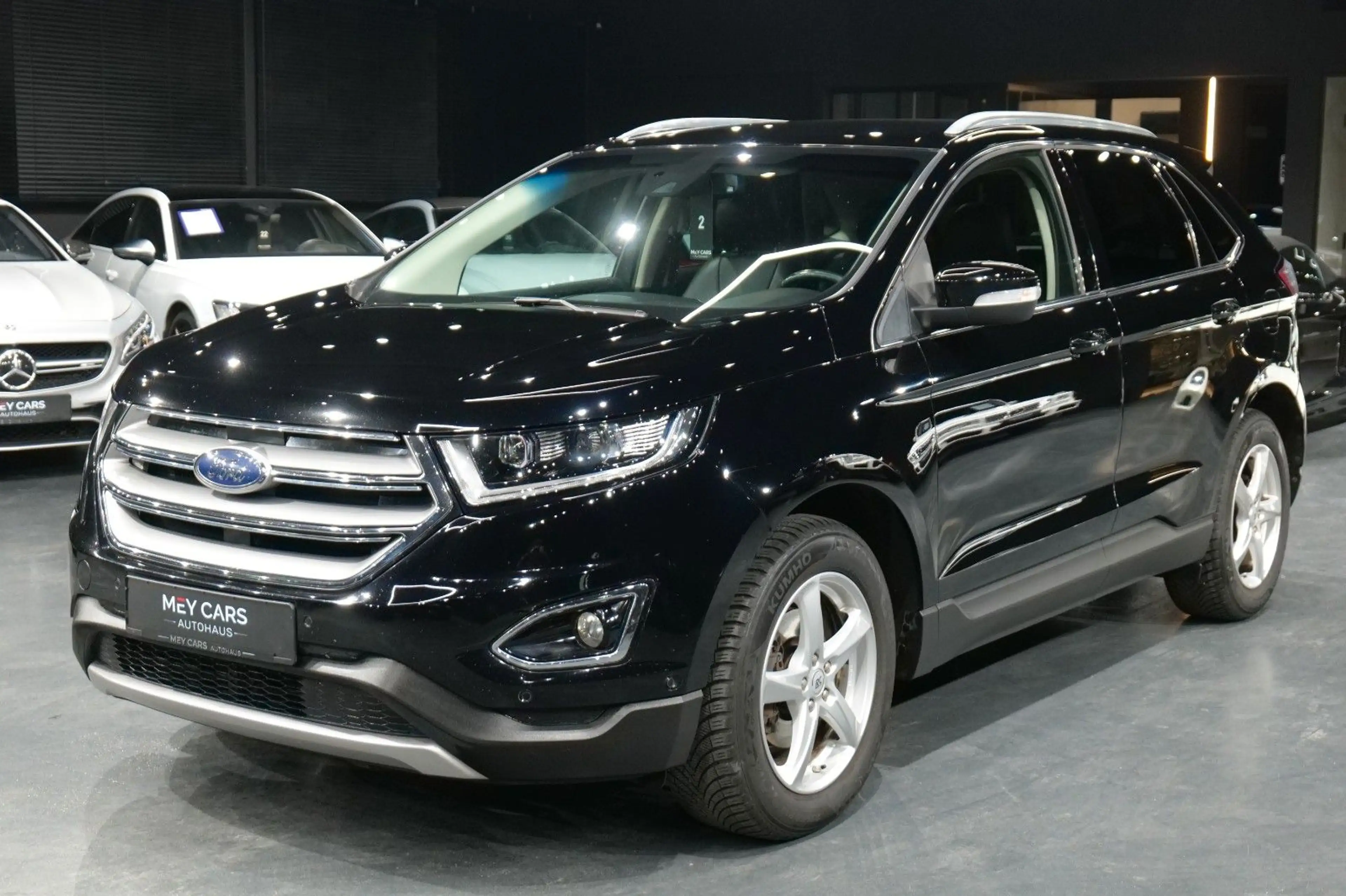 Ford Edge Titanium 4x4 *LED*L-HZG*Spurhalteassistent* — photo 4