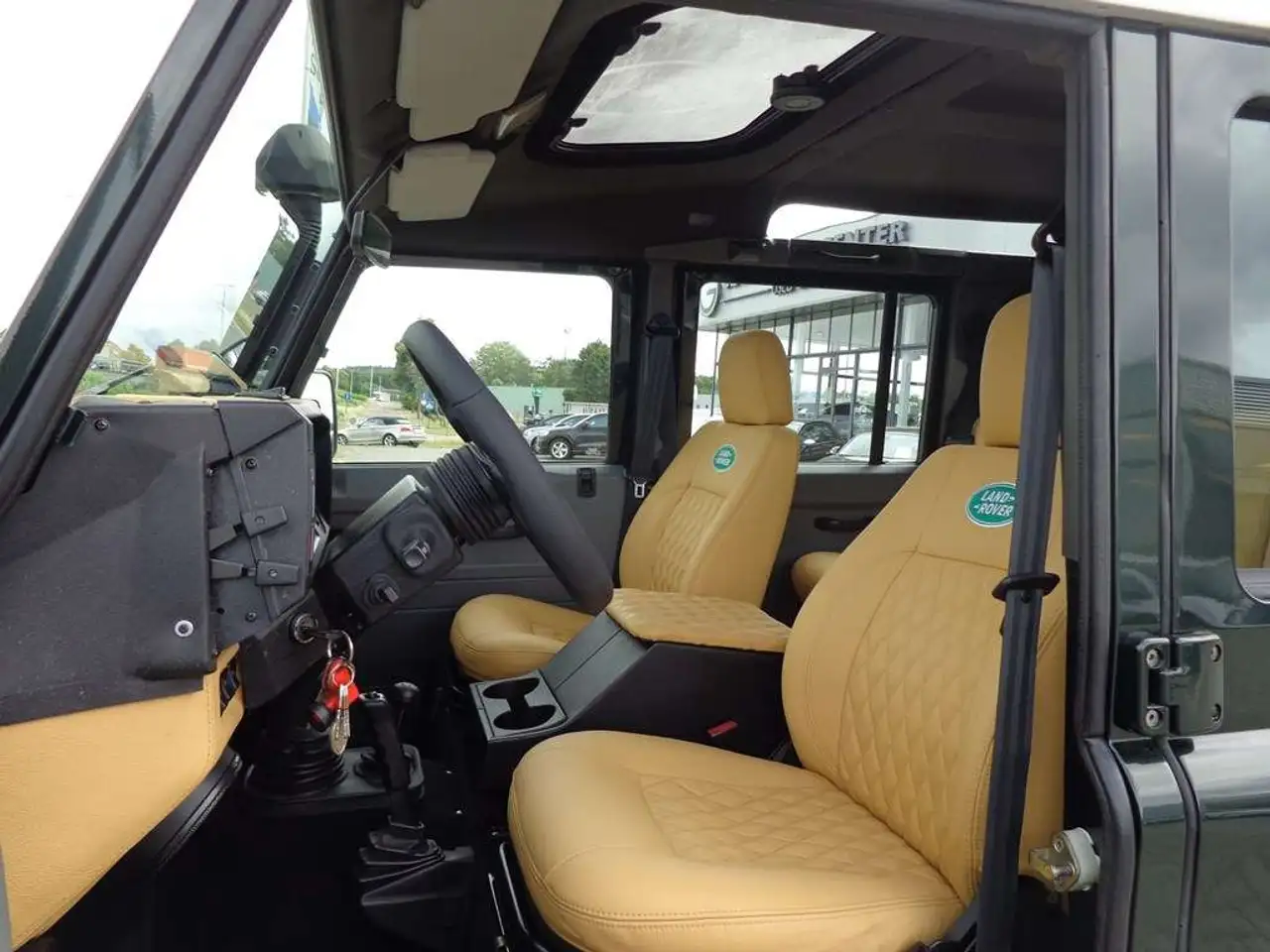 Land Rover Defender TD5 2.5 122pk ! FULL BODY RESTORATION in Perfect c, foto 9