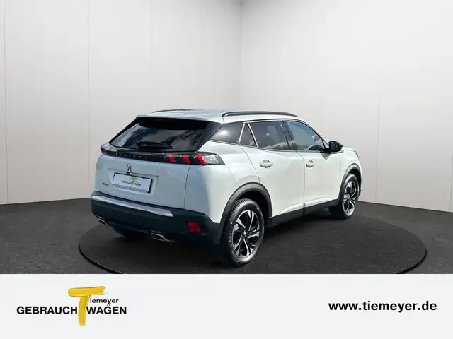 Peugeot 2008 view 5