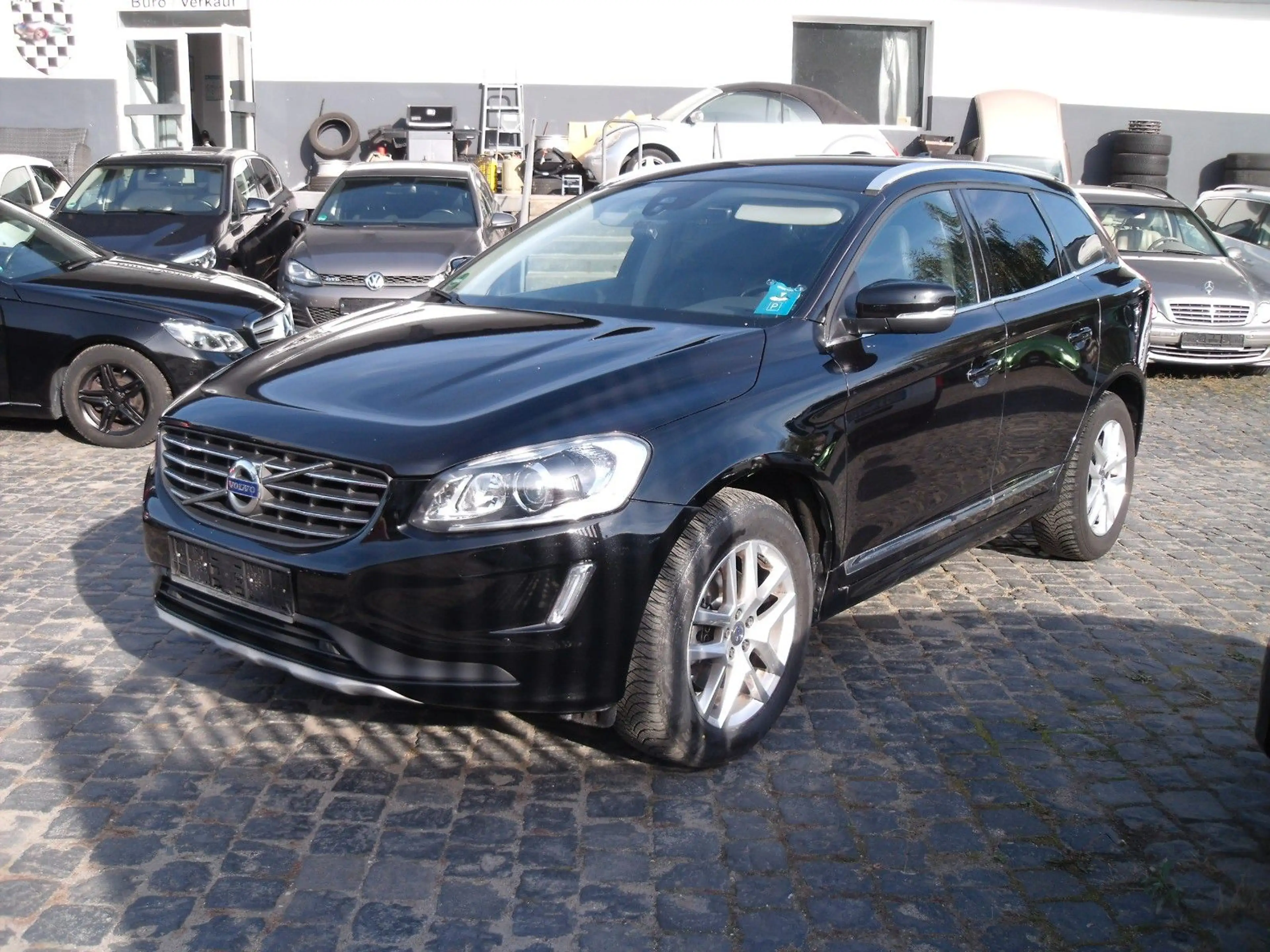 Volvo XC60 Summum 2WD — photo 2