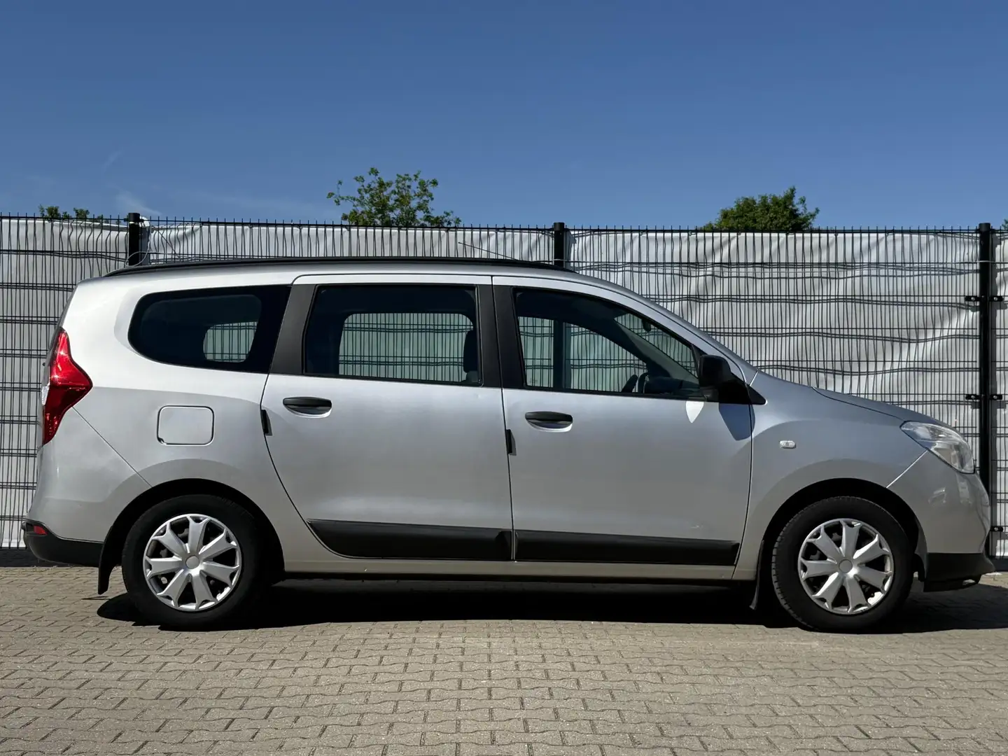 Dacia Lodgy 1.2 TCe Ambiance 5p.Trekhaak! Gris - 2