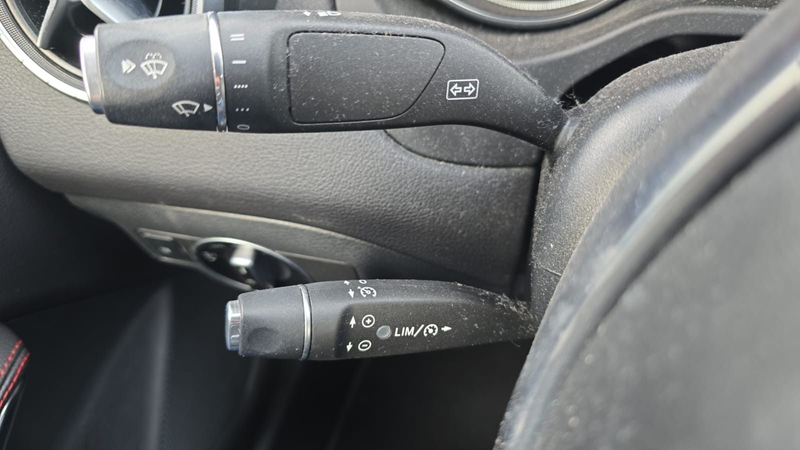 Mercedes-Benz CLA 180 7G-DCT AMG Line LED Nav Cam Sitzh — photo 11