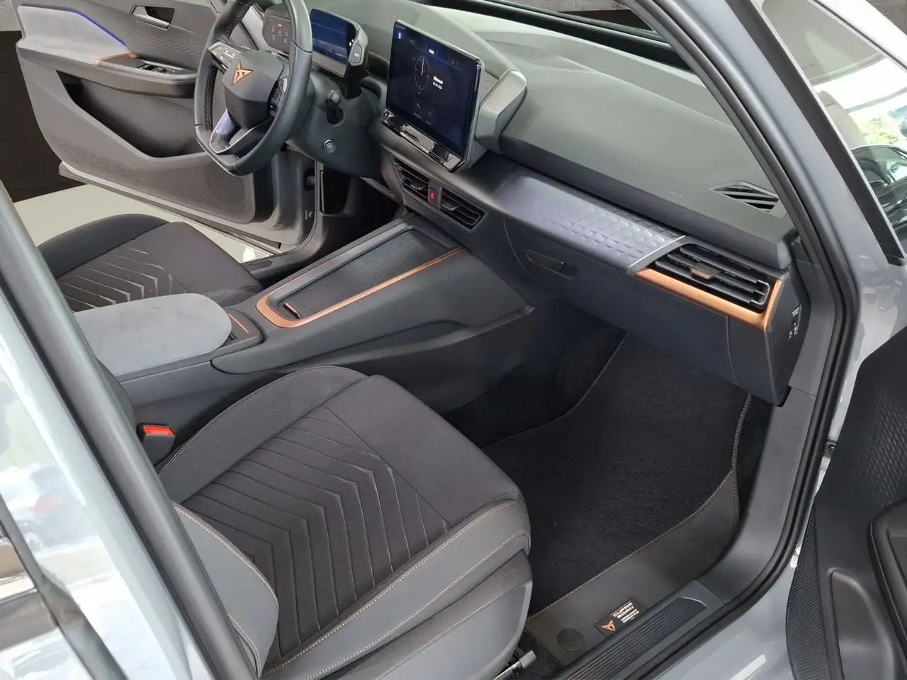 Cupra Born -e, Automatik, LED, Climatronic, ALU, Einpar, миниатюра 17
