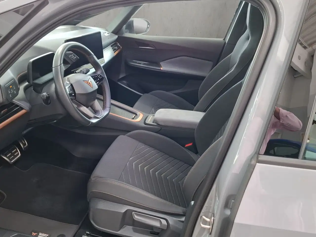 Cupra Born -e, Automatik, LED, Climatronic, ALU, Einpar, миниатюра 9
