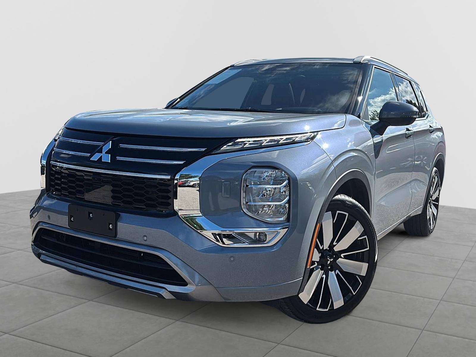 Gray 2025 Mitsubishi Outlander SUV / Crossover  Automatic