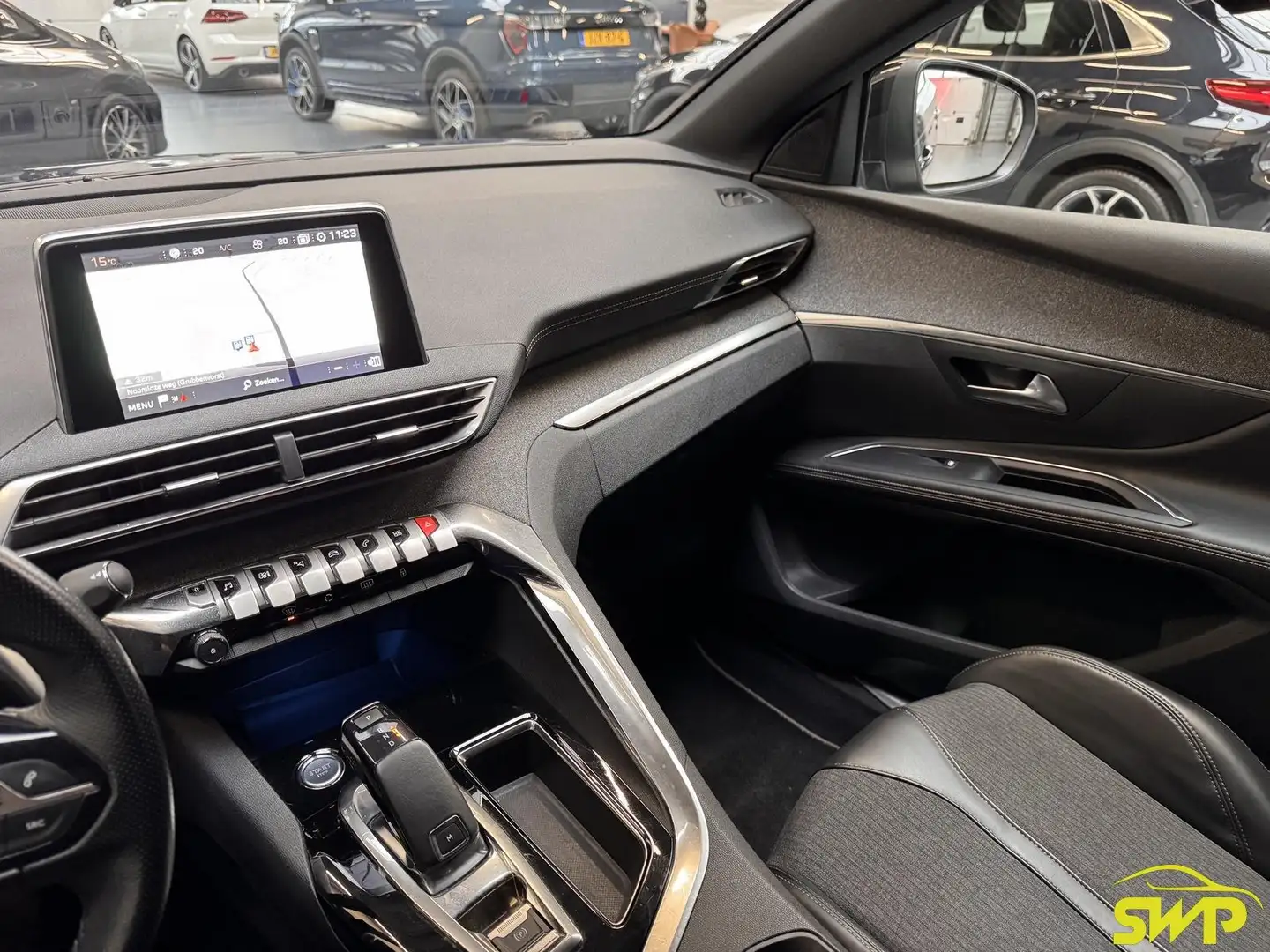 Peugeot 5008 1.6 e-THP GT-Line | Navigatie | Camera | 7 Persoon - 2