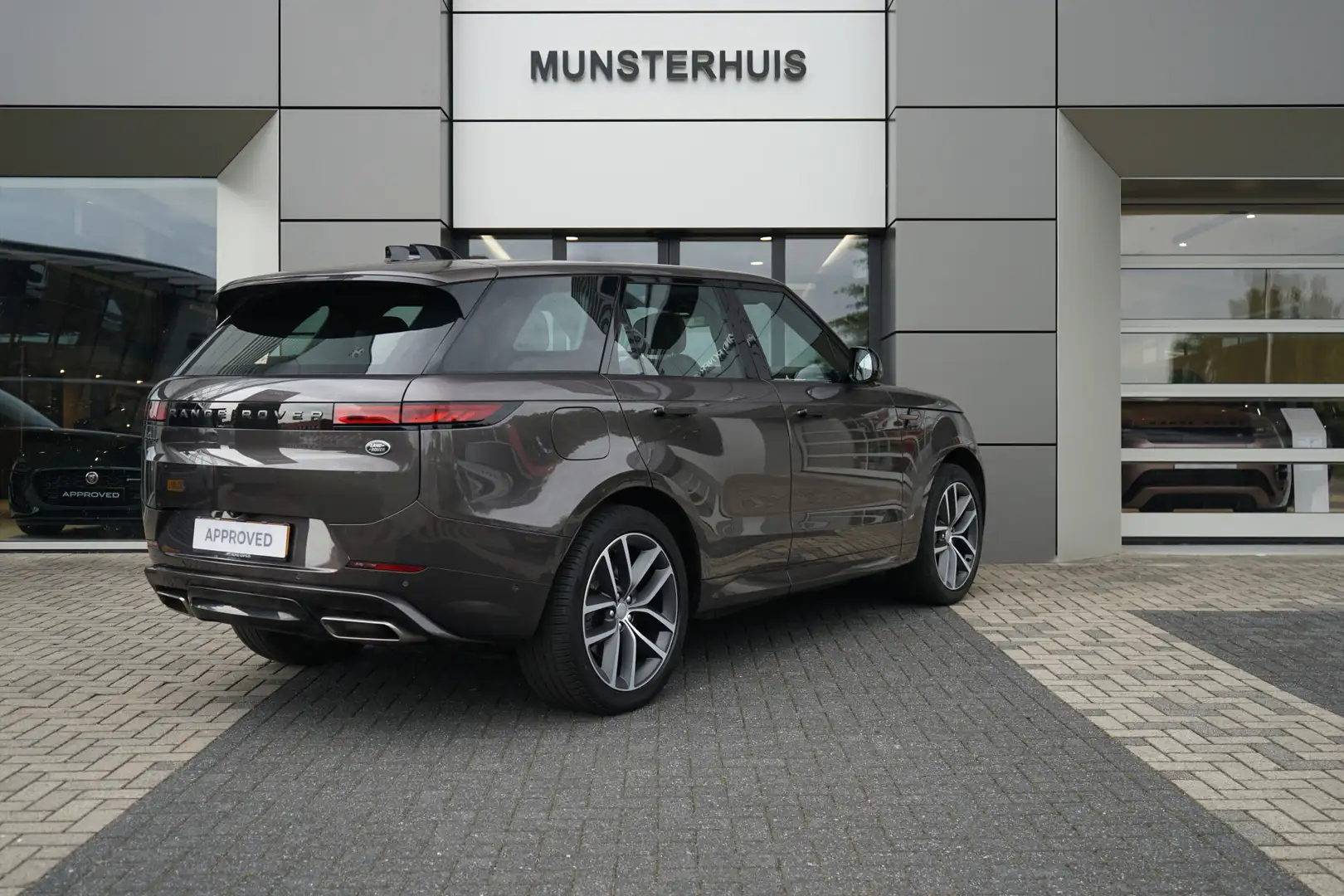 Land Rover Range Rover Sport P440e Dynamic HSE | Schuif/Kantel dak | Zitplaatse Gris - 2