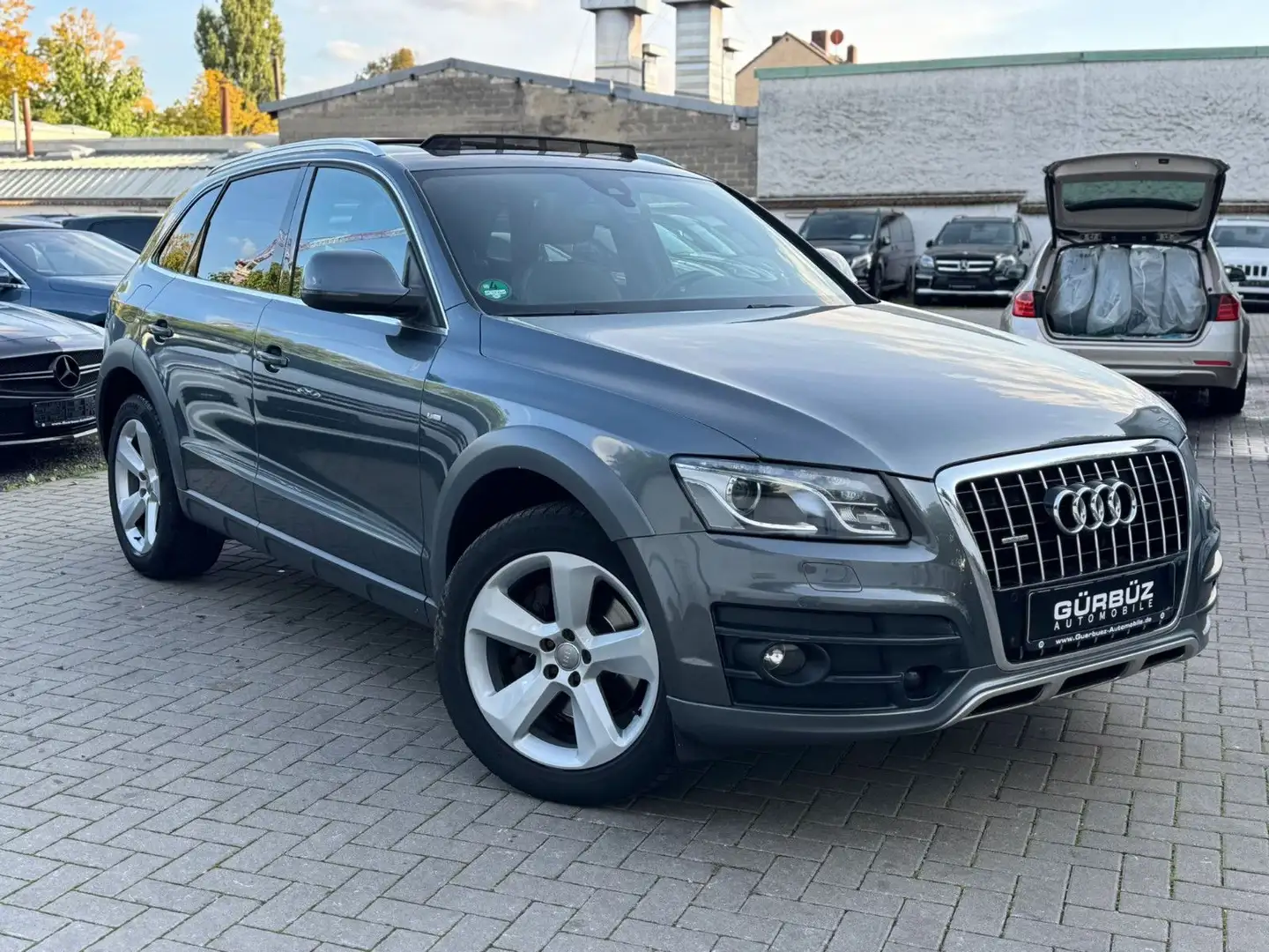 Audi Q5 3.0 TDI  quattro Offroad Pak*Exclusive*S-Line Grau - 1