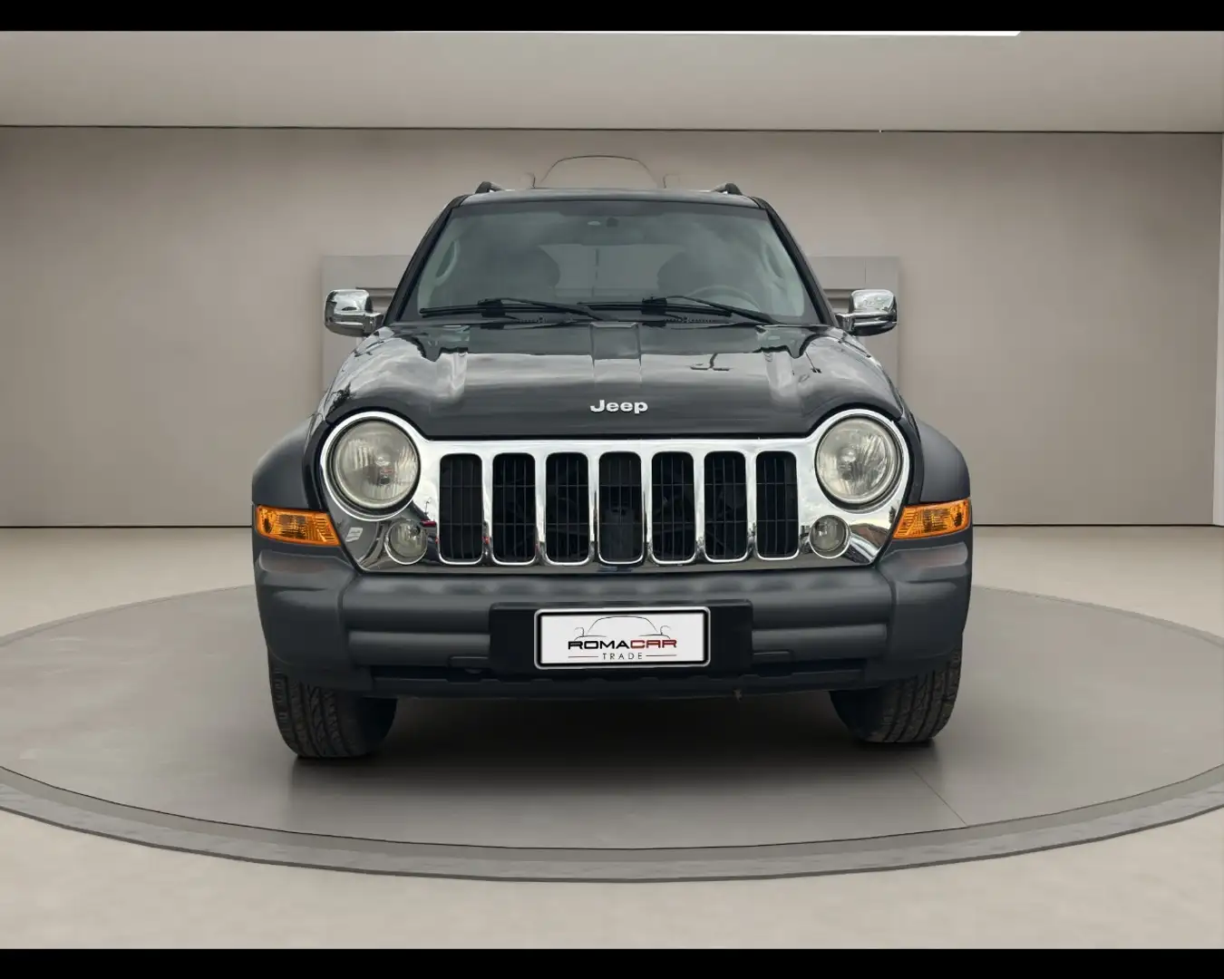 Jeep Cherokee 2ª serie - Cherokee 2.8 CRD Limited GOMME Nero - 1