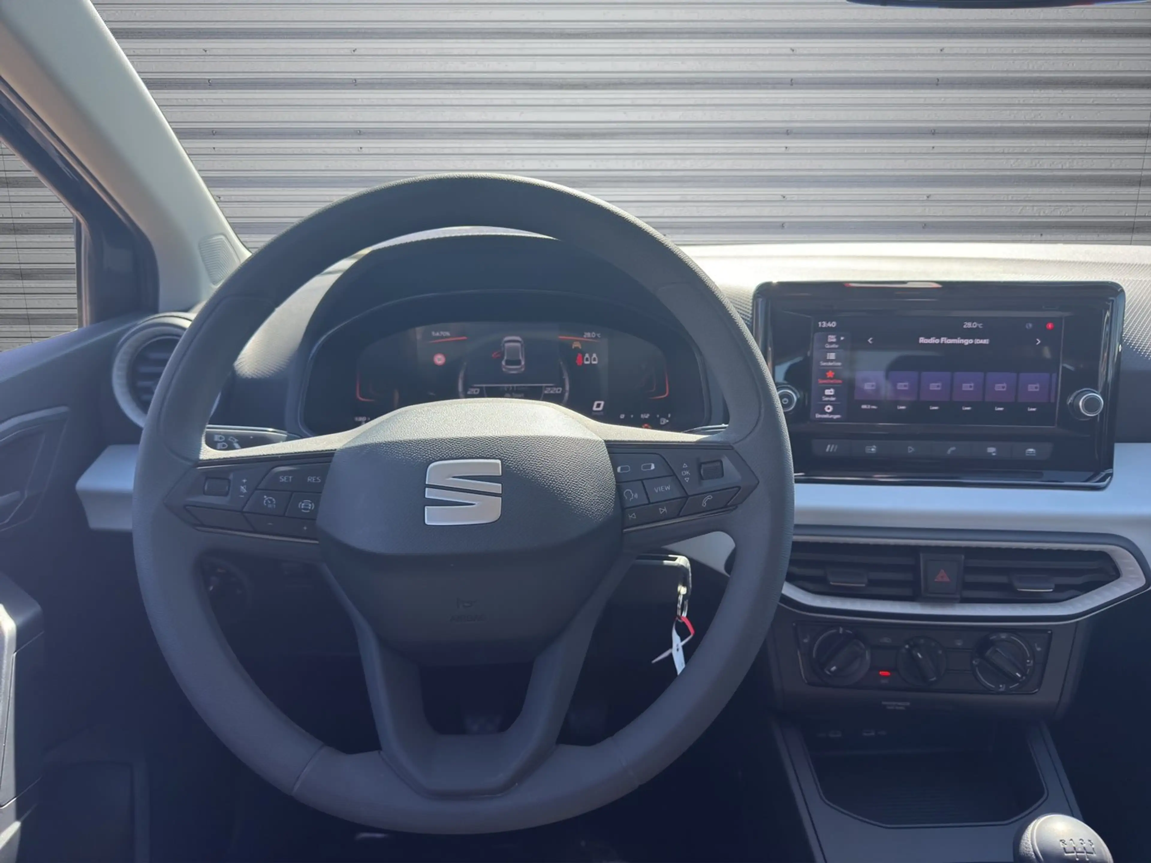 SEAT Ibiza Reference 1.0 TSI 95PS — photo 14