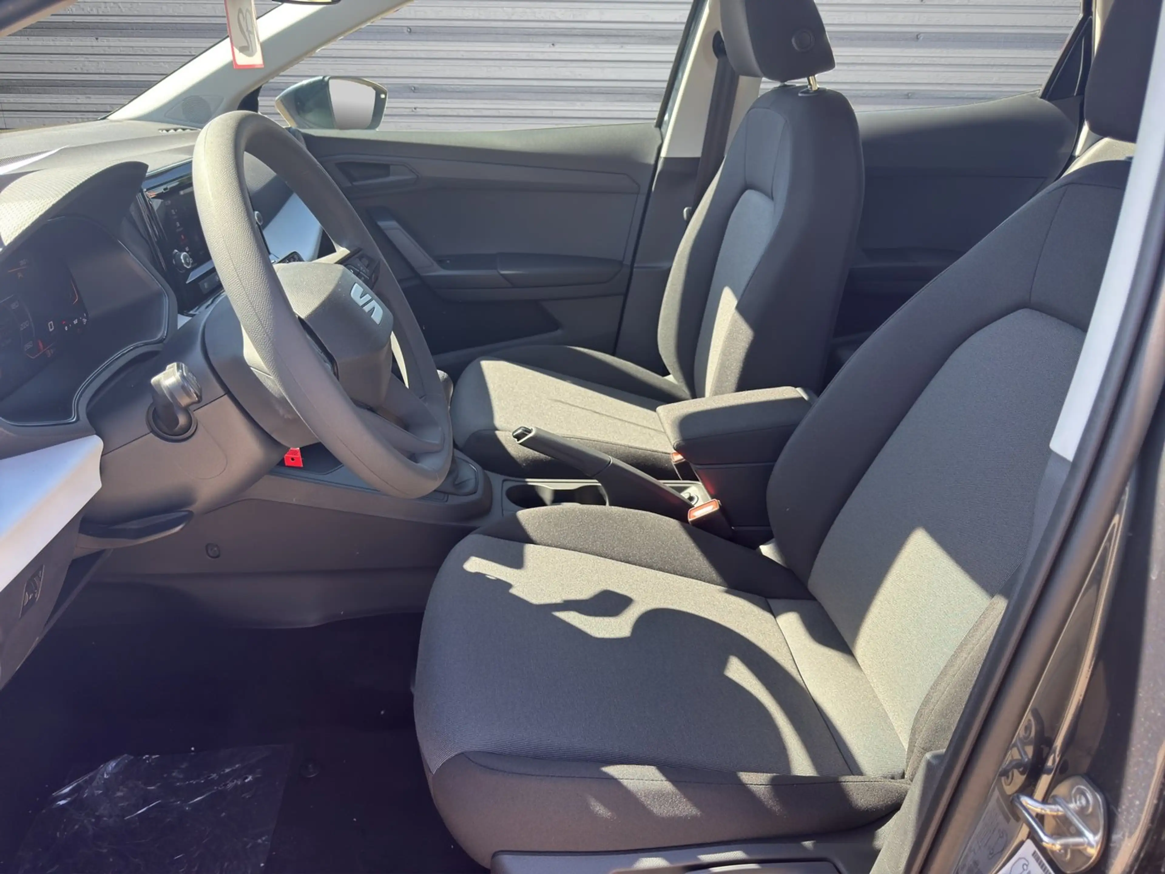 SEAT Ibiza Reference 1.0 TSI 95PS — photo 9