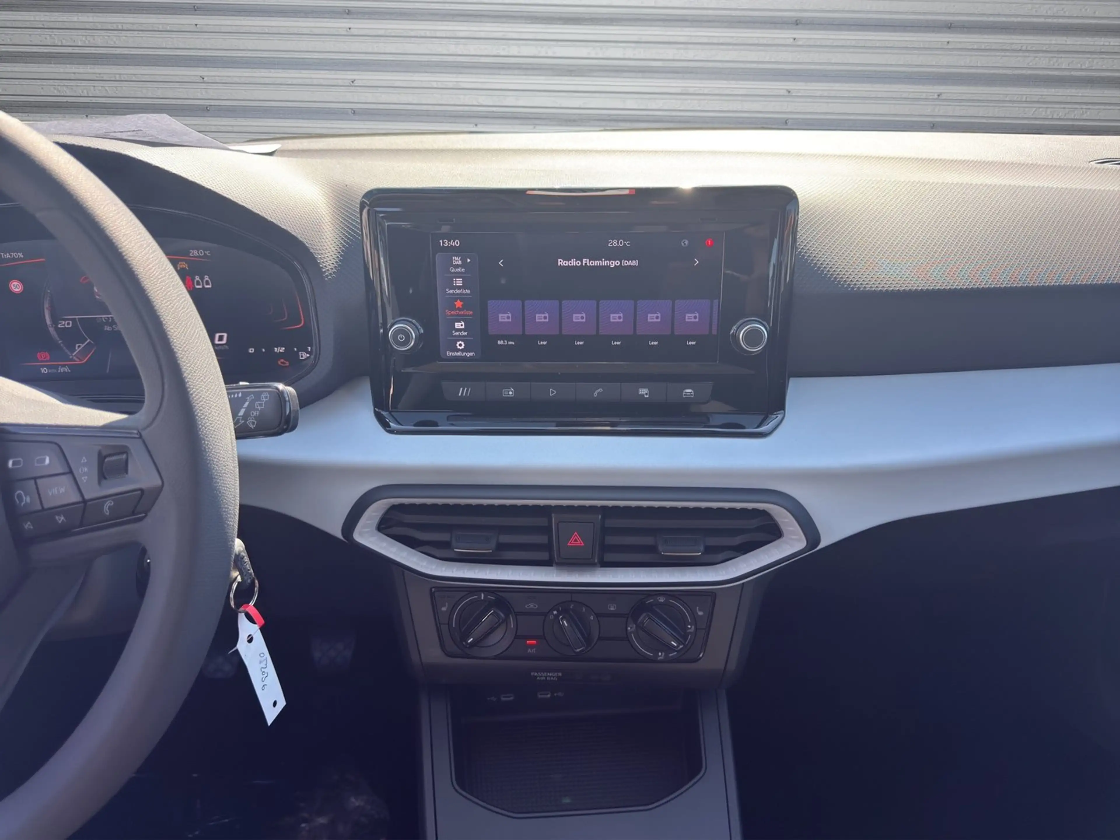 SEAT Ibiza Reference 1.0 TSI 95PS — photo 13