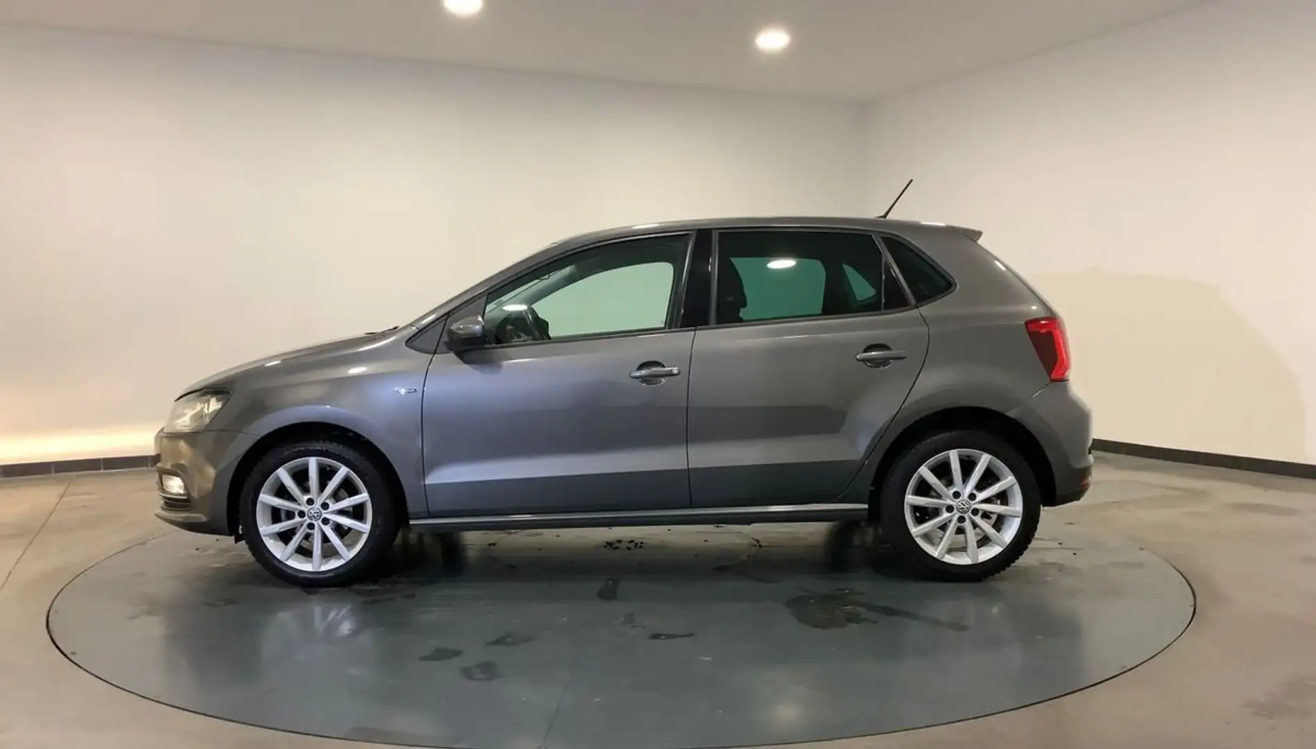 Volkswagen Polo 1.2 tsi 90 cv lounge Gris - 2