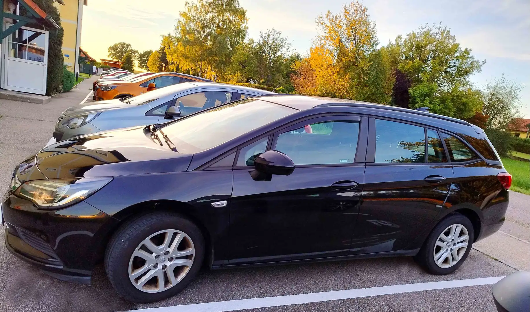 Opel Astra Sports Tourer 1.6 Neues Pickerl, gültig 11/2026 Schwarz - 2