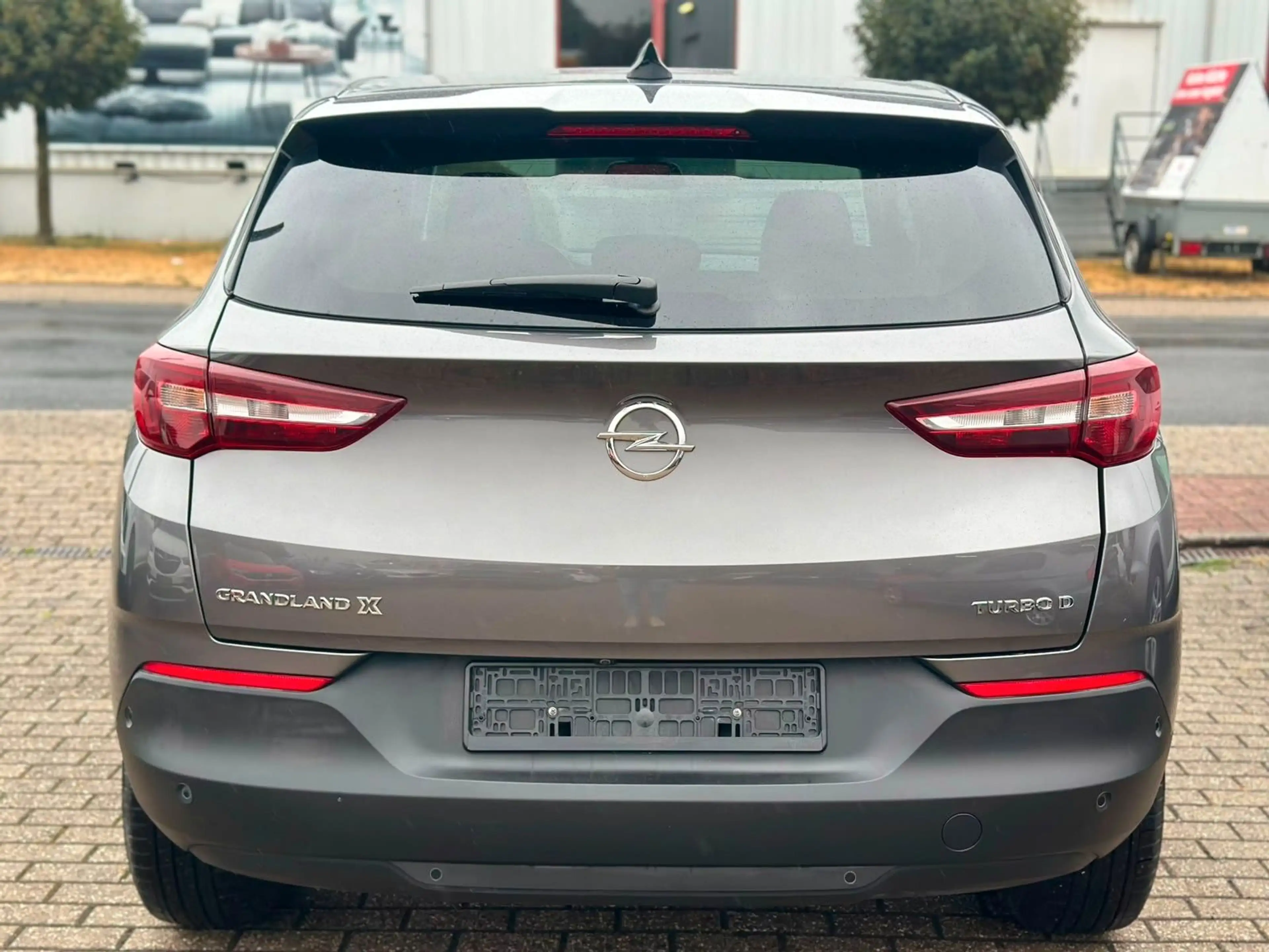 Opel Crossland X Grandland Business Edition 1.5 — photo 5