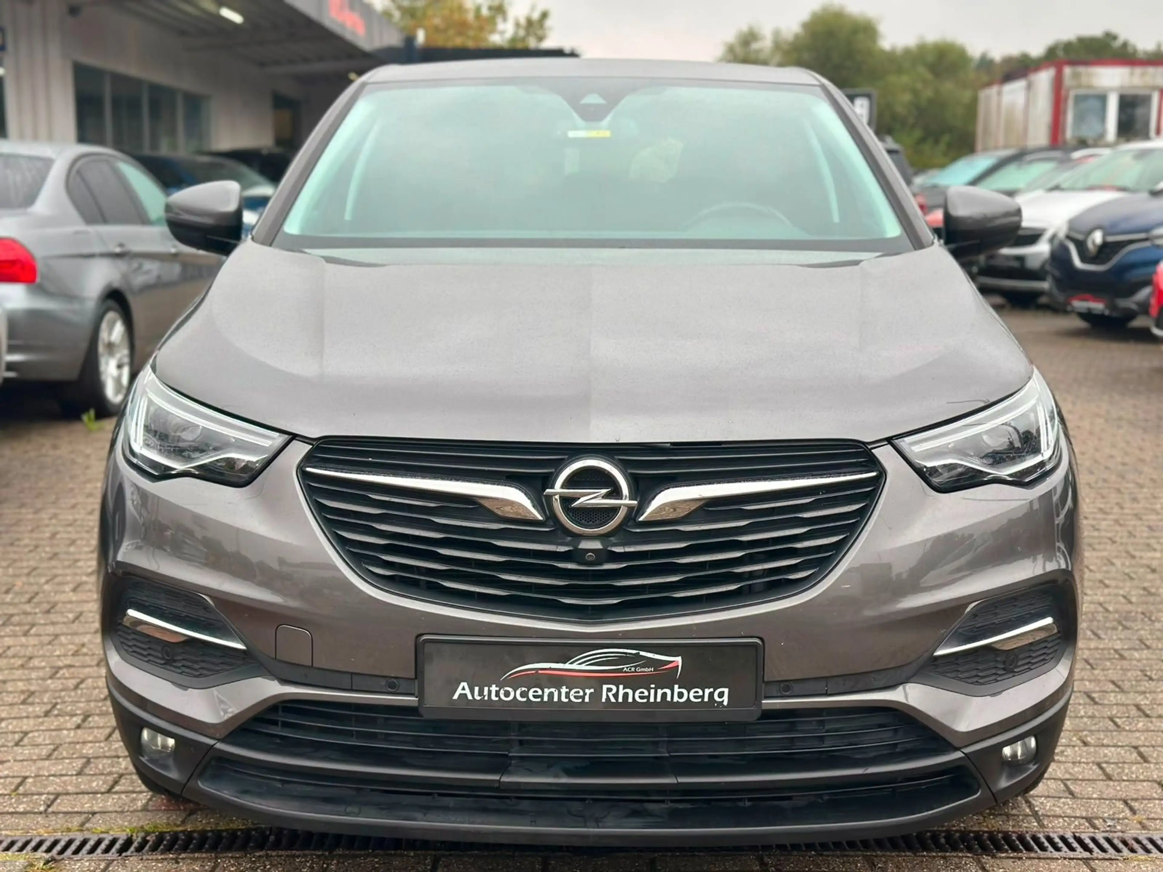 Opel Crossland X Grandland Business Edition 1.5 — photo 2