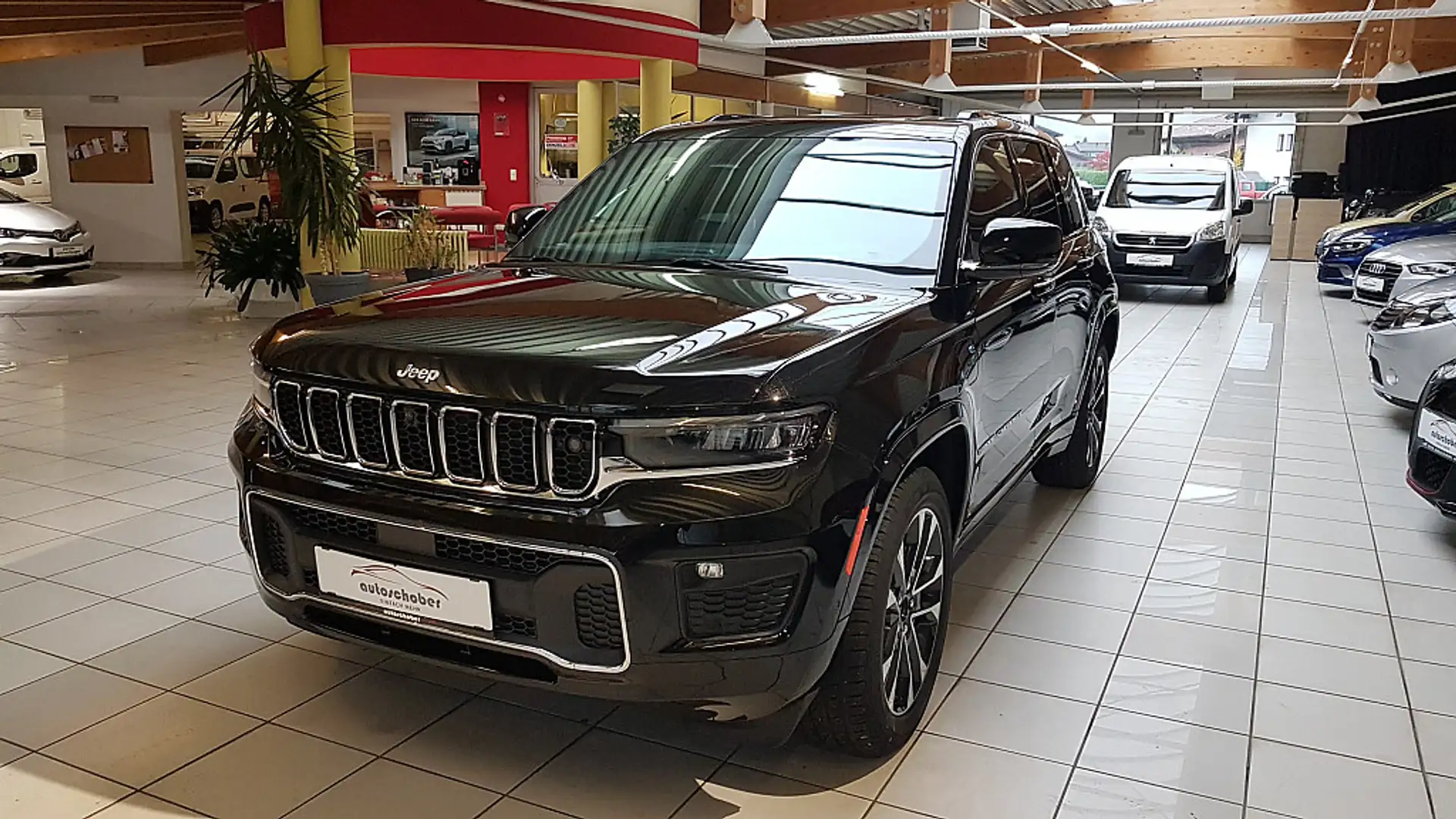 Jeep Grand Cherokee 2.0 PHEV 13,3kWh 380 PS AT 4xe Overland Noir - 1