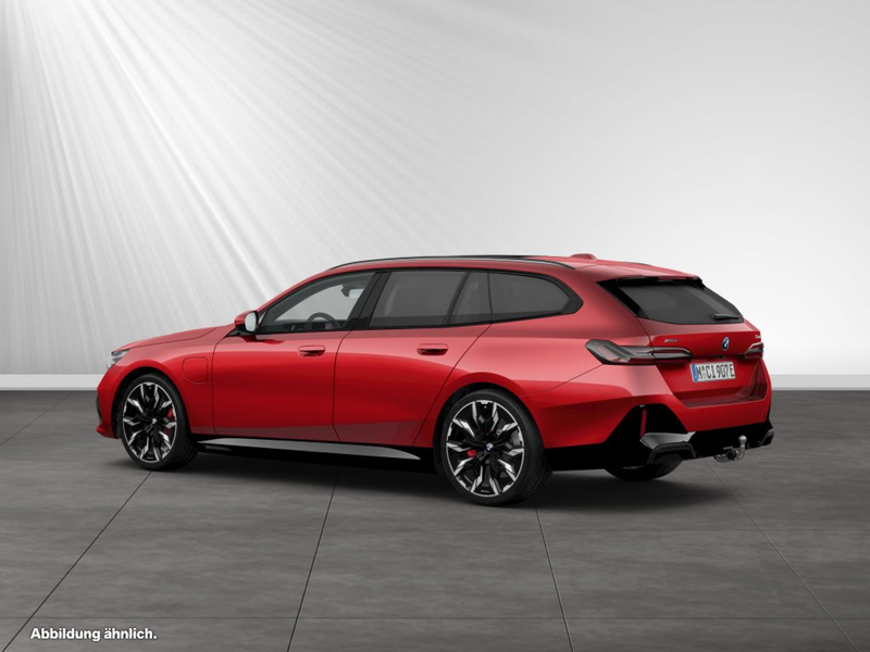 BMW 550 e xDrive Touring M Sport Pro|Pano|B&W — photo 8