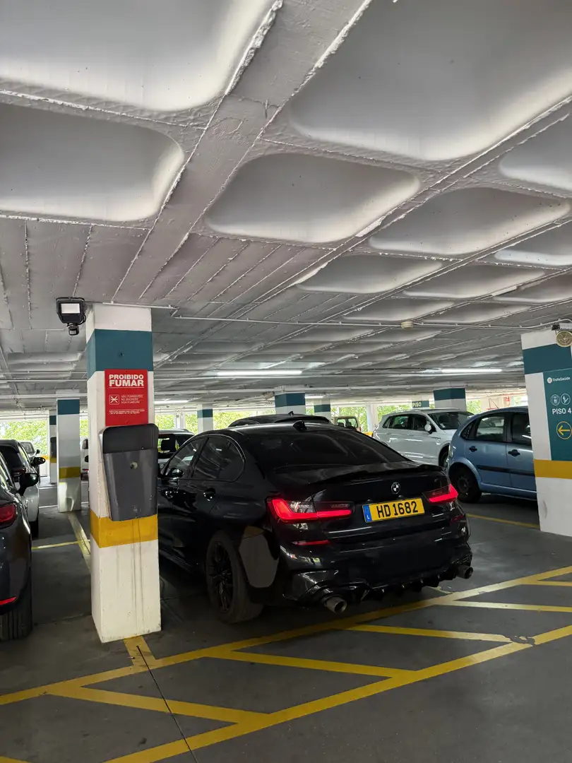 BMW 330 330i M line - 2