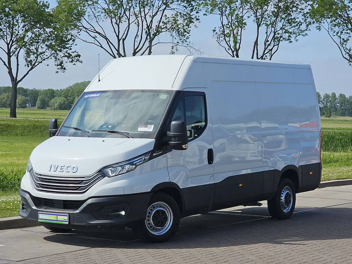 Iveco Daily 35S14 HI- MATIC L2H2 LED Wit - 2