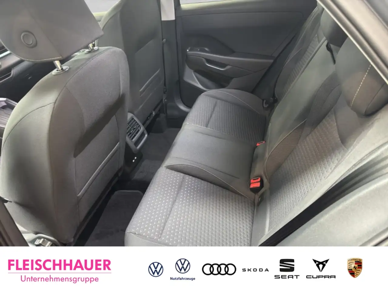 Volkswagen T-Roc Life 1.5 eTSI DSG AHK KAMERA KEYLESS ACC SHZ 9