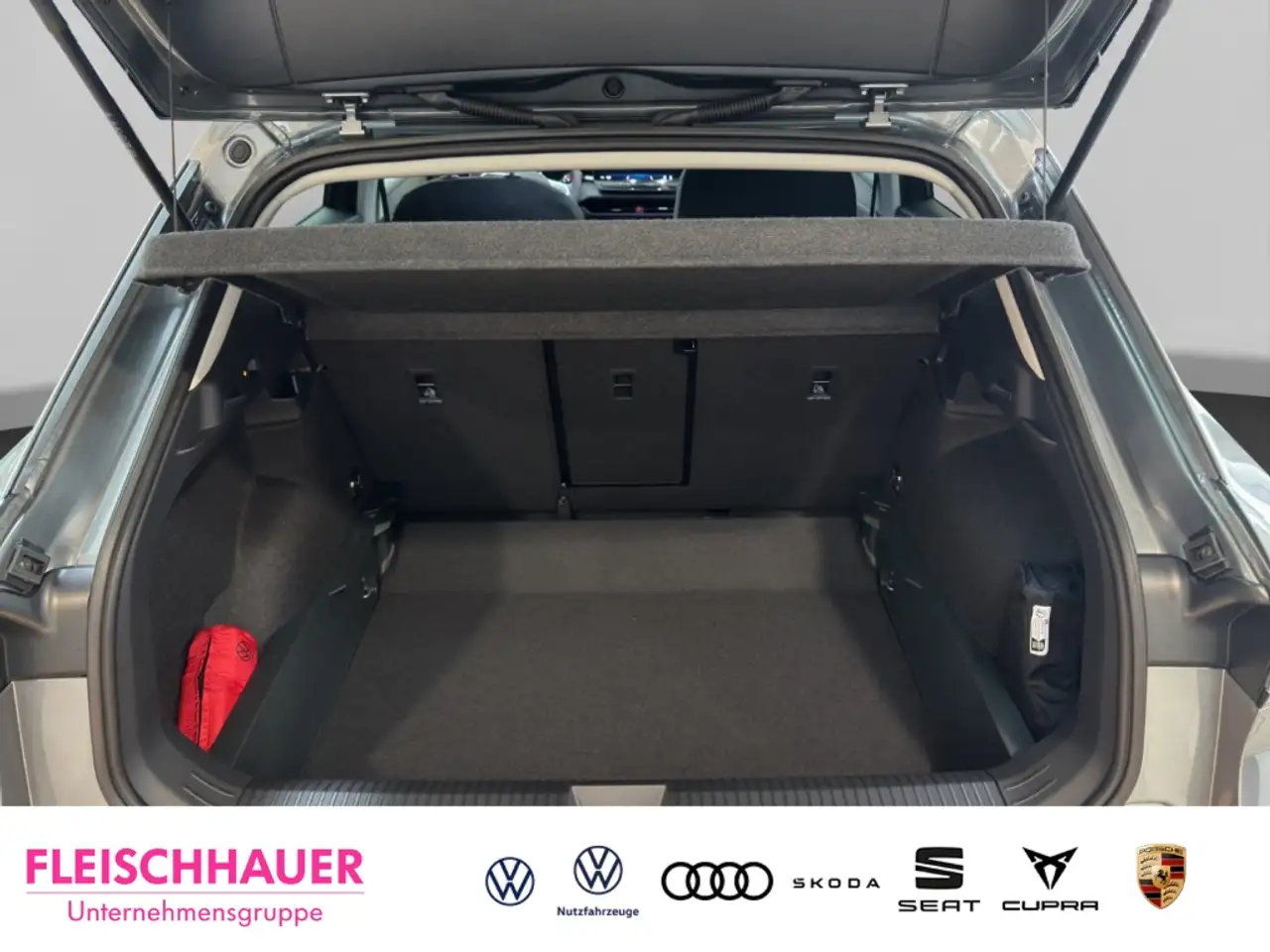 Volkswagen T-Roc Life 1.5 eTSI DSG AHK KAMERA KEYLESS ACC SHZ 16