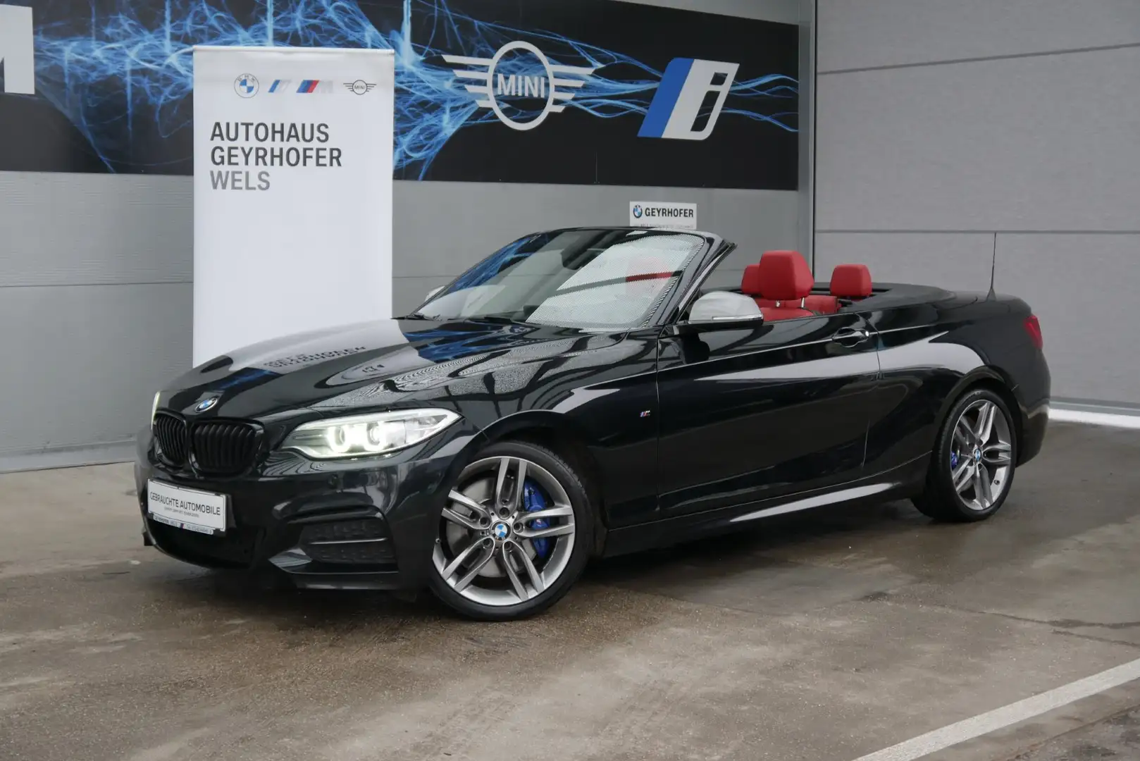 BMW 240 M240i Schwarz - 1