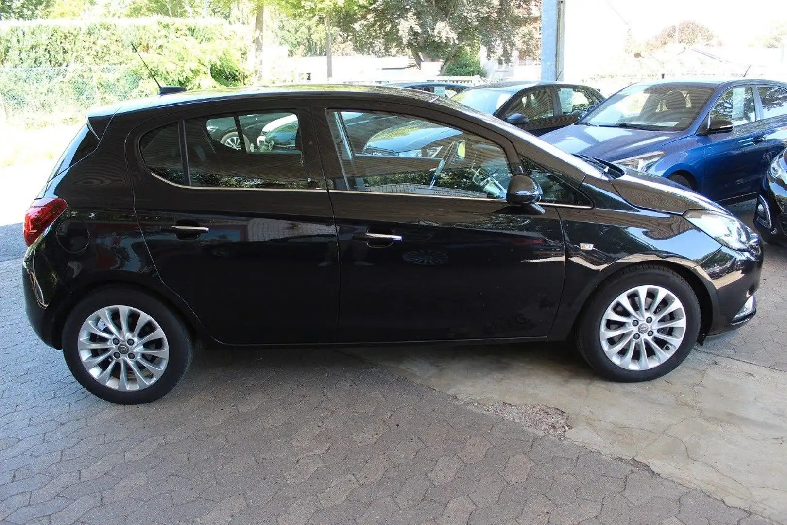 Opel Corsa E Innovation ecoFlex Automatik Diesel Schwarz - 2