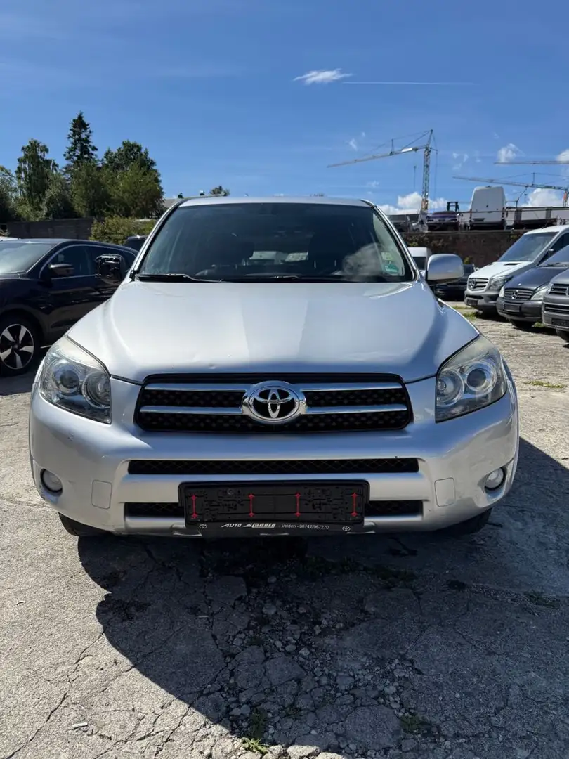 Toyota RAV 4 4 Executive*ALLRAD*KEYLESS*LEDER* Silber - 2