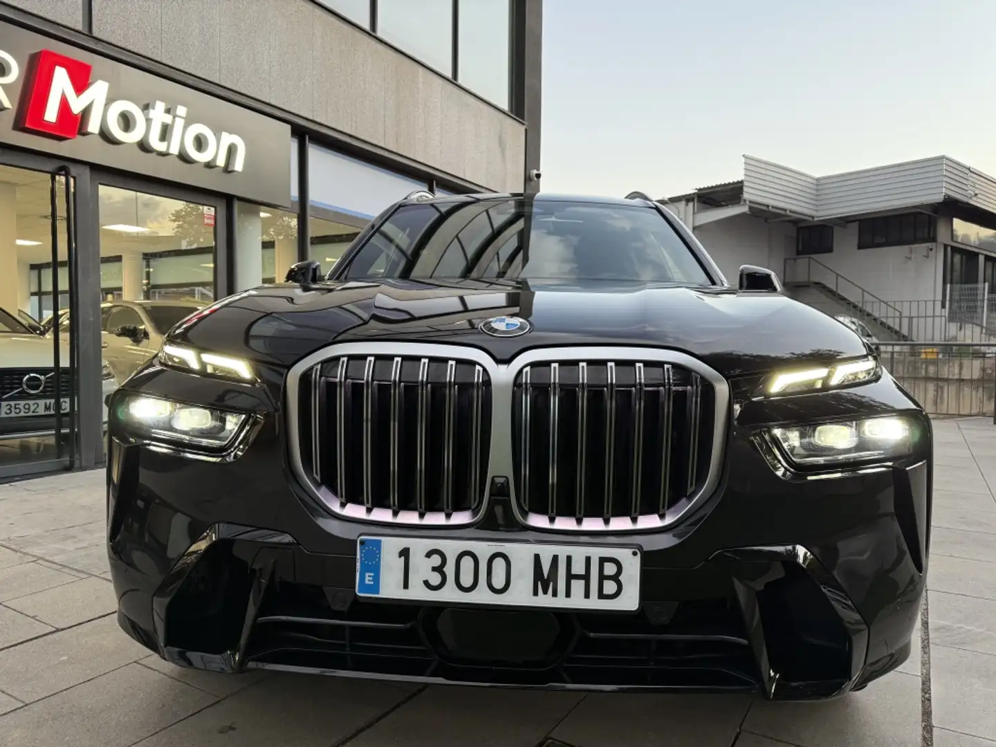 BMW X7 xDrive 40dA M Sport Negro - 2
