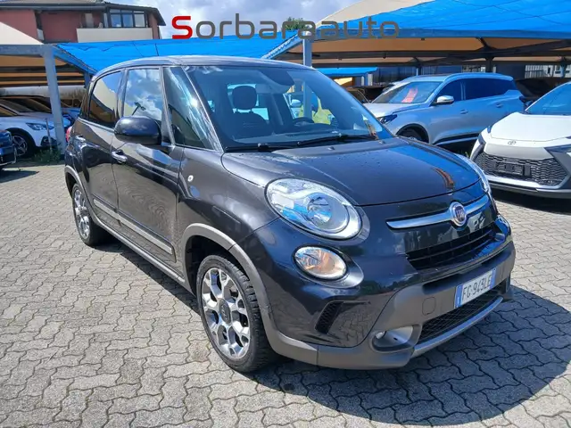 Fiat 500l view 4
