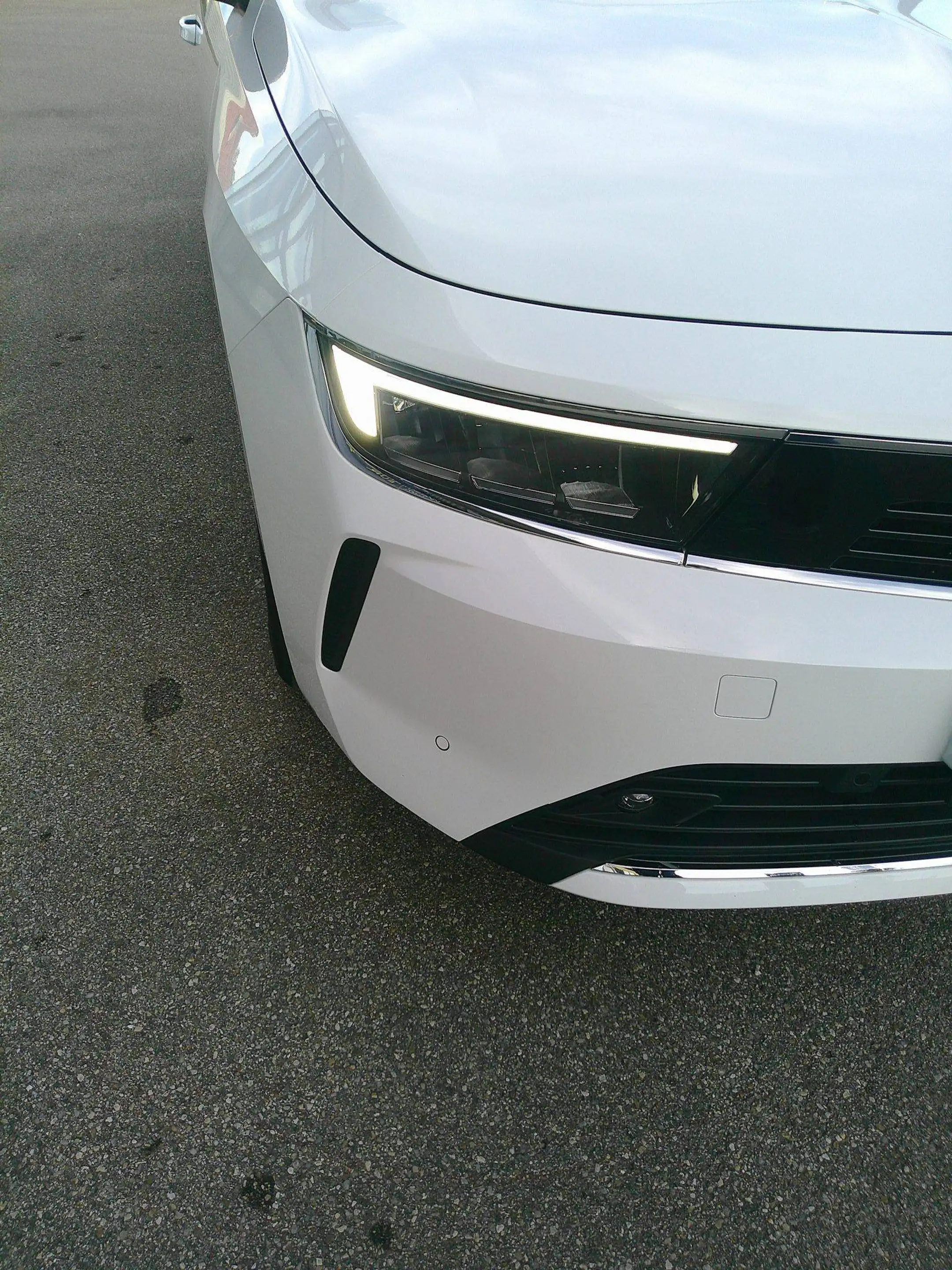 Opel Astra Business Edition — photo 10