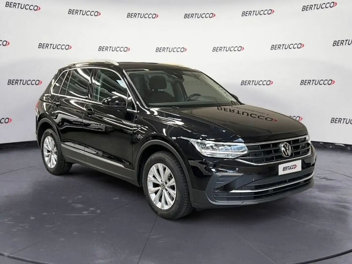 Volkswagen Tiguan 2.0 TDI 150 CV SCR DSG Life Nero - 1