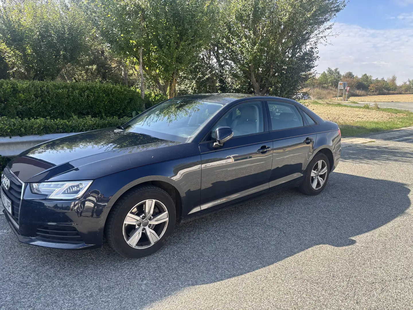 Audi A4 2.0TDI CD Multitronic 150 (4.75) - 1