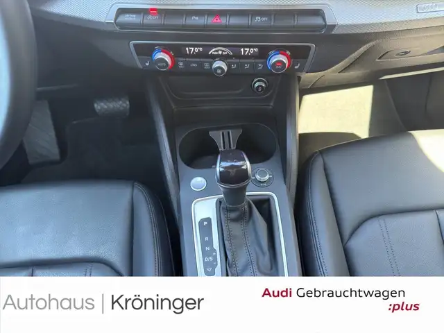 Audi Q2 view 14
